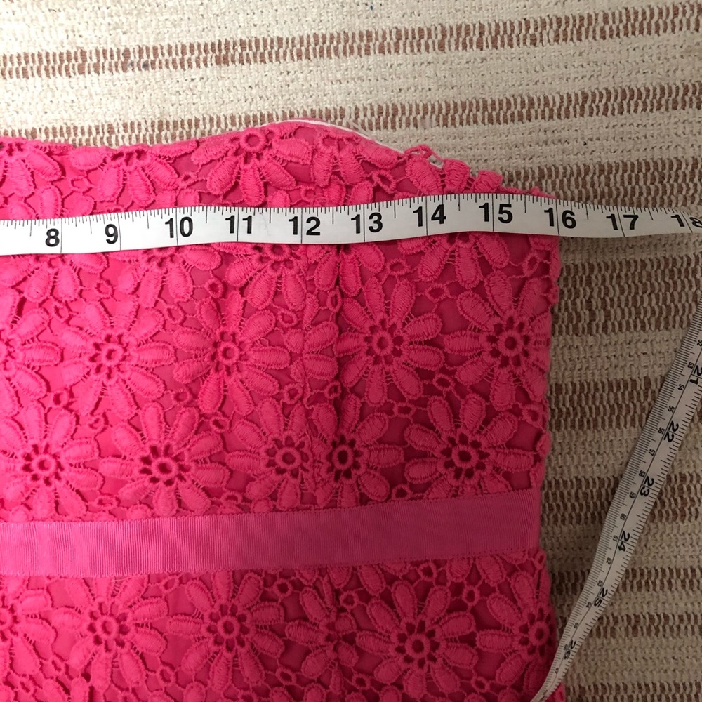Vintage Lilly Pulitzer, Hotty Pink Bowen Dress. Size 8. - Picture 5 of 7